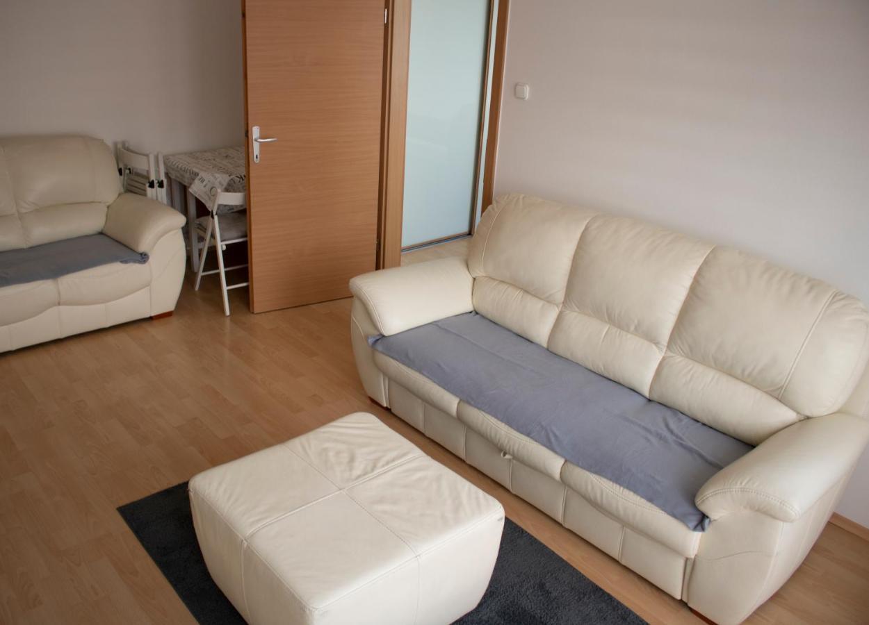 Csalogany Apartman Apartment Szekszard Exterior photo