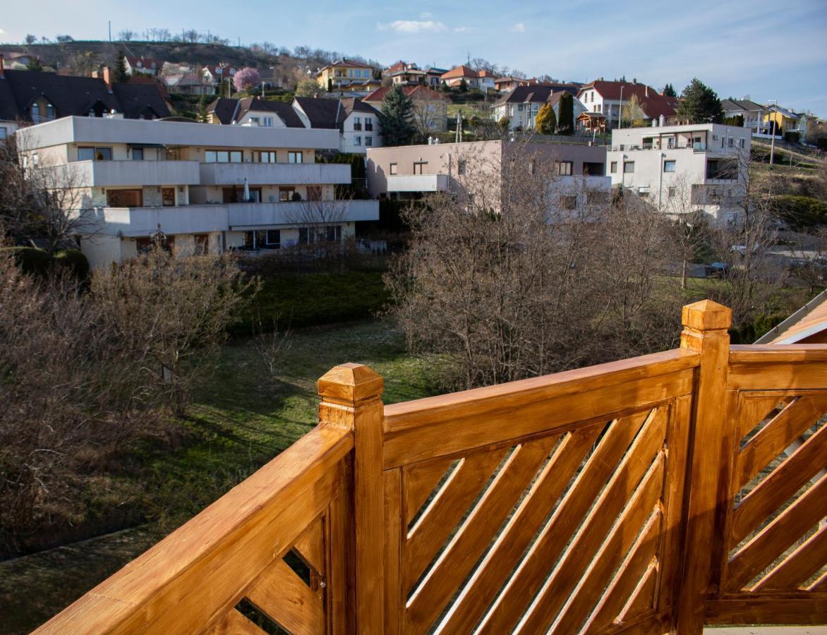 Csalogany Apartman Apartment Szekszard Exterior photo